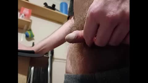 Snapshot of smallhairyuncut chatting on December 2, 2024, 9:17 pm Small Hairy Uncut online show from December 2, 2024, 9:17 pm