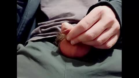 Snapshot of smallhairyuncut chatting on December 5, 2024, 11:51 pm Small Hairy Uncut online show from December 5, 2024, 11:51 pm