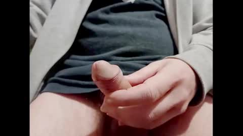 Snapshot of smallhairyuncut chatting on December 22, 2024, 8:25 pm Small Hairy Uncut online show from December 22, 2024, 8:25 pm