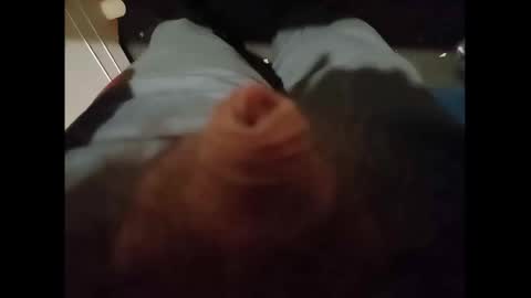 Snapshot of smallhairyuncut chatting on January 2, 2025, 1:27 am Small Hairy Uncut online show from January 2, 2025, 1:27 am