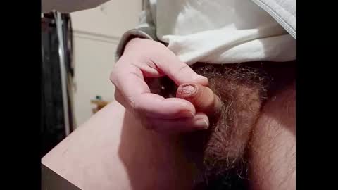 Snapshot of smallhairyuncut chatting on January 16, 2025, 10:02 pm Small Hairy Uncut online show from January 16, 2025, 10:02 pm