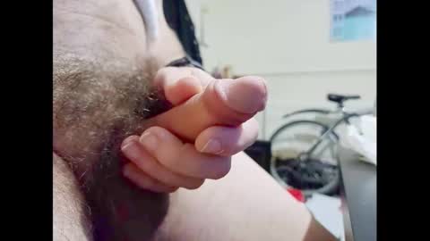 Snapshot of smallhairyuncut chatting on October 17, 2025, 1:09 am Small Hairy Uncut online show from October 17, 2025, 1:09 am
