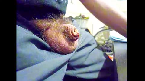 Small Hairy Uncut online show from May 6, 2026, 8:14 pm