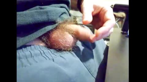 Small Hairy Uncut online show from May 8, 2026, 10:59 pm
