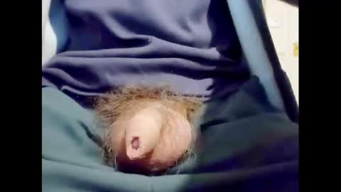 Small Hairy Uncut online show from September 15, 2025, 11:27 pm