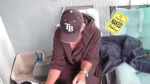 Daddy online show from November 27, 2025, 3:25 pm