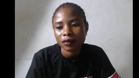 Snapshot of smallsluty chatting on June 22, 2026, 5:48 am smallsluty online show from June 22, 2026, 5:48 am