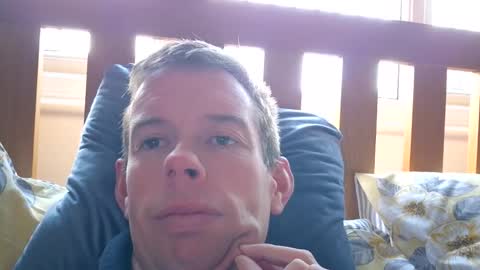 smallville456 online show from October 8, 2025, 4:37 pm