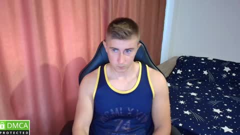 smanking22 online show from April 28, 2026, 8:52 am