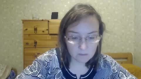 smart_rose online show from December 25, 2024, 2:14 am