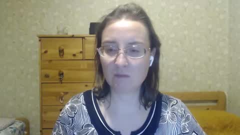 smart_rose online show from December 27, 2024, 11:53 pm