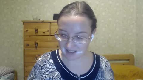smart_rose online show from December 30, 2024, 8:36 pm