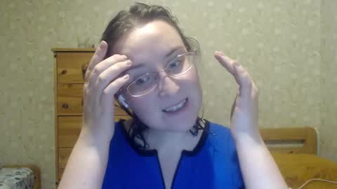 smart_rose online show from December 30, 2024, 11:38 pm