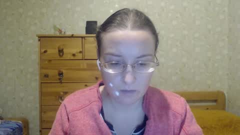 smart_rose online show from January 4, 2025, 5:37 pm