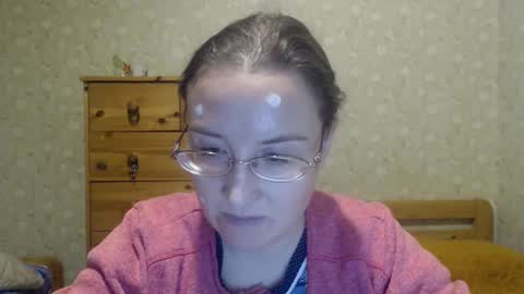smart_rose online show from January 5, 2025, 11:12 pm