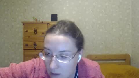 smart_rose online show from January 11, 2025, 7:59 pm