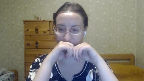 smart_rose online show from January 14, 2025, 10:34 pm
