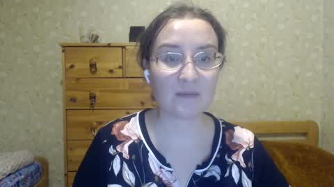 smart_rose online show from January 25, 2025, 1:32 am