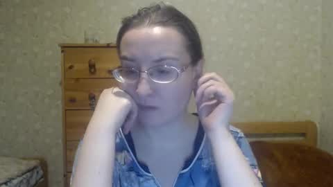 smart_rose online show from January 31, 2025, 6:57 pm