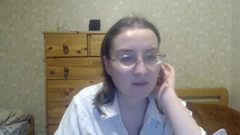 smart_rose online show from February 4, 2025, 1:13 am