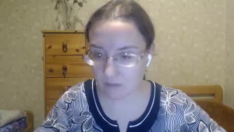 smart_rose online show from February 6, 2025, 1:38 am