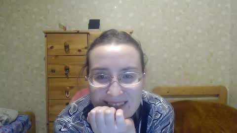 smart_rose online show from February 11, 2025, 10:18 pm