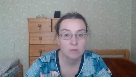 smart_rose online show from March 11, 2025, 12:39 pm