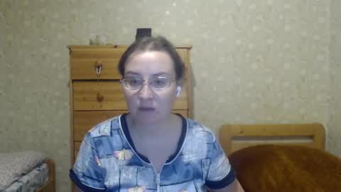 smart_rose online show from March 11, 2025, 4:18 pm