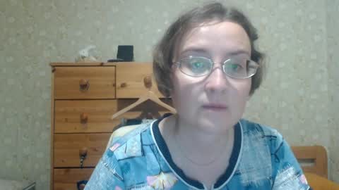 smart_rose online show from June 1, 2026, 6:31 pm