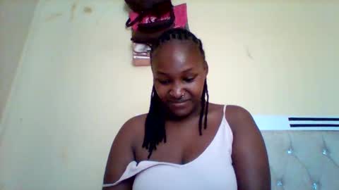 Snapshot of smartqueen1 chatting on February 5, 2025, 10:30 am Katerina online show from February 5, 2025, 10:30 am