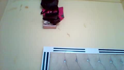 Snapshot of smartqueen1 chatting on February 6, 2025, 9:43 am Katerina online show from February 6, 2025, 9:43 am