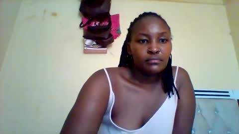 Snapshot of smartqueen1 chatting on February 18, 2025, 11:33 am Katerina online show from February 18, 2025, 11:33 am