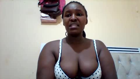 Snapshot of smartqueen1 chatting on March 4, 2025, 2:17 am Katerina online show from March 4, 2025, 2:17 am