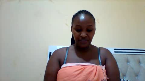 Snapshot of smartqueen1 chatting on October 2, 2025, 1:12 am Katerina online show from October 2, 2025, 1:12 am