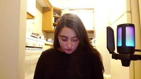Snapshot of smexy_bun chatting on January 10, 2025, 2:46 am Smexy online show from January 10, 2025, 2:46 am