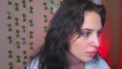 Bella online show from May 6, 2026, 6:13 pm