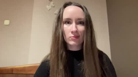 smilequeen_ online show from September 30, 2025, 5:29 pm