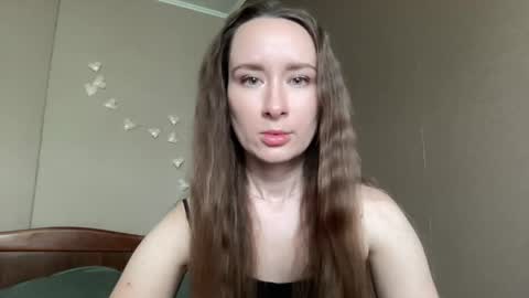 smilequeen_ online show from October 5, 2025, 10:35 am