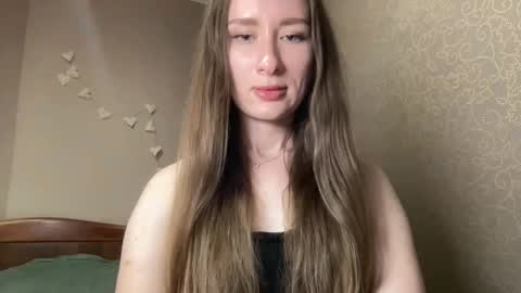 smilequeen_ online show from October 11, 2025, 6:39 pm