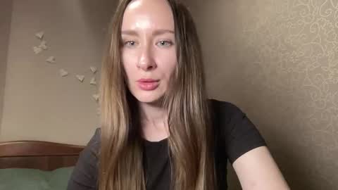 smilequeen_ online show from October 18, 2025, 6:08 pm