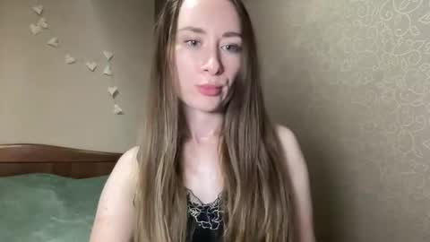 smilequeen_ online show from October 21, 2025, 7:14 pm