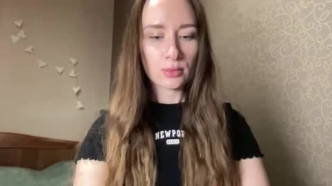 smilequeen_ online show from October 22, 2025, 5:56 pm