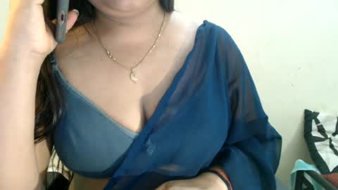 Snapshot of smiley_queen99 chatting on June 16, 2026, 4:42 pm smiley online show from June 16, 2026, 4:42 pm