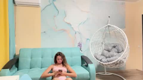 Snapshot of smiling_riddle chatting on October 23, 2025, 7:01 pm smiling_riddle online show from October 23, 2025, 7:01 pm