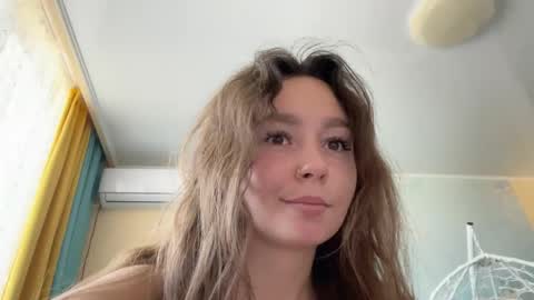 smiling_riddle online show from May 5, 2026, 7:27 am