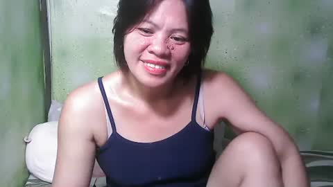 Snapshot of smilinglady27 chatting on March 6, 2025, 10:47 pm smilinglady27 online show from March 6, 2025, 10:47 pm