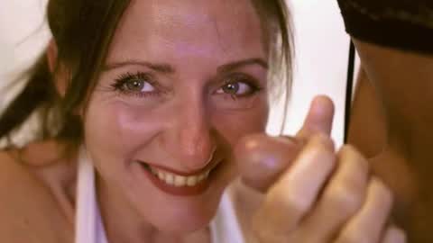 Tati  San online show from October 18, 2025, 11:44 am