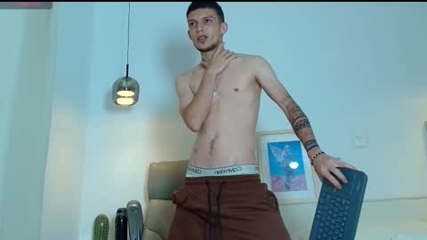 SMIT  online show from October 9, 2025, 1:36 am