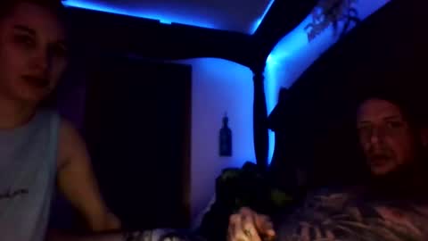 smokeandchic online show from February 24, 2025, 2:51 am