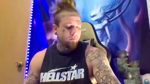 Snapshot of smokebluntafterblunt chatting on February 12, 2026, 11:00 pm smoke online show from February 12, 2026, 11:00 pm